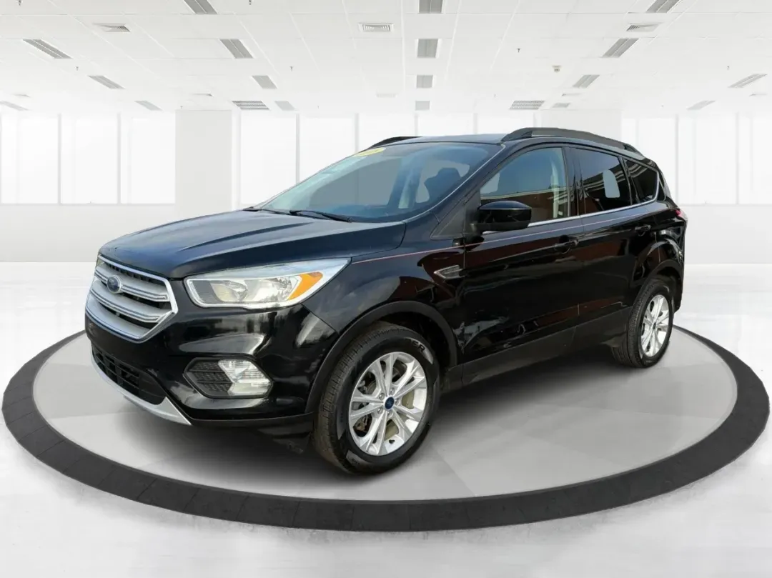 2018 Ford Escape SE (1FMCU9GD6JU) with an Other engine, located at 8750 N County Rd 25A, Piqua, OH, 45356, (937) 908-9800, 40.164391, -84.232513 - Are you looking for the perfect vehicle that can handle your busy lifestyle while keeping you comfortable and safe? Look no further than this 2018 Ford Escape SE at Advantage Car and Credit in Piqua, OH. This versatile SUV is ideal for families on the go, weekend adventurers, and even commuters who - Photo#8