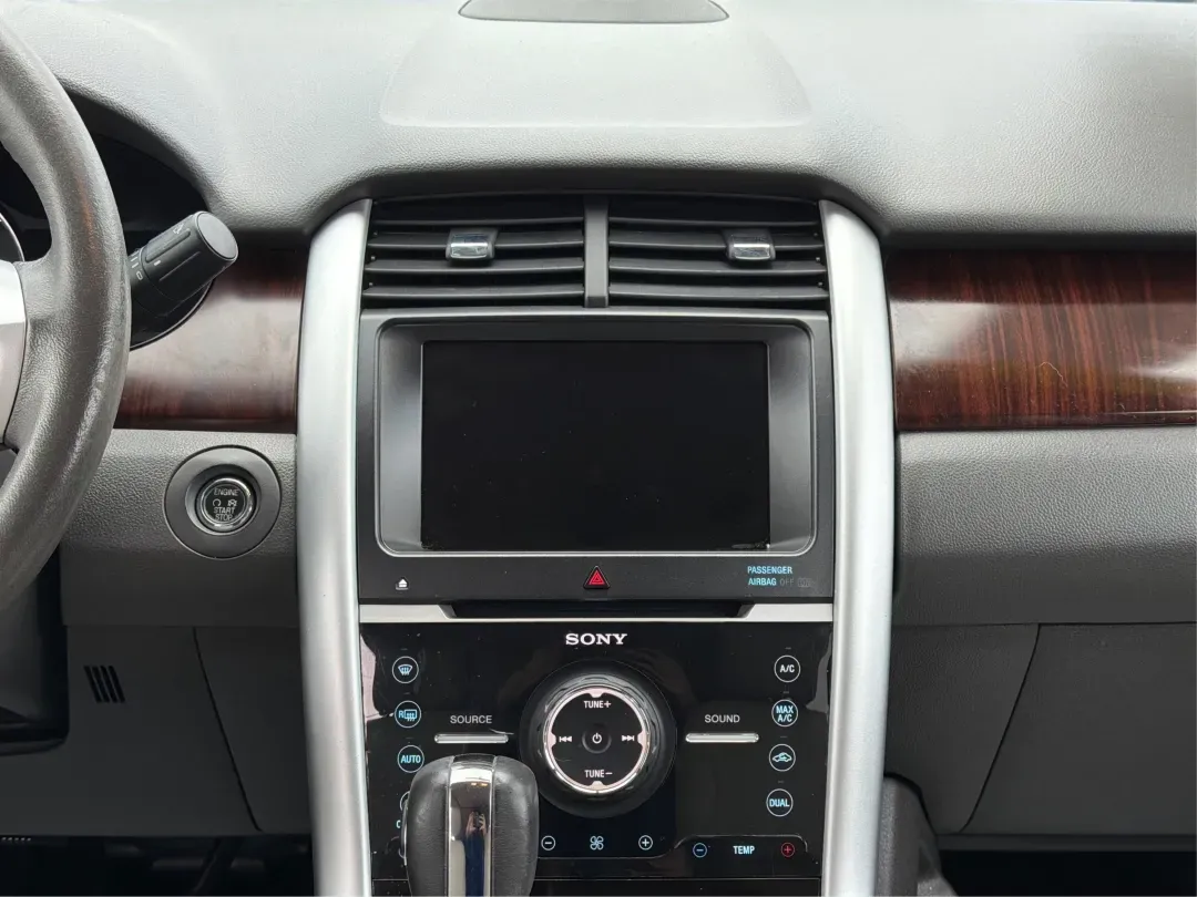 2014 Ford Edge Limited (2FMDK4KC6EB) with an 3.5L V-6 DOHC engine, located at 8750 N County Rd 25A, Piqua, OH, 45356, (937) 908-9800, 40.164391, -84.232513 - **Discover Your Next Adventure with the 2014 Ford Edge Limited at Advantage Car and Credit - Piqua!**<br /> <br /> Are you ready to elevate your driving experience? Whether you're a growing family seeking a spacious ride, a commuter looking for comfort and reliability, or an adventurer eager to tack - Photo#12