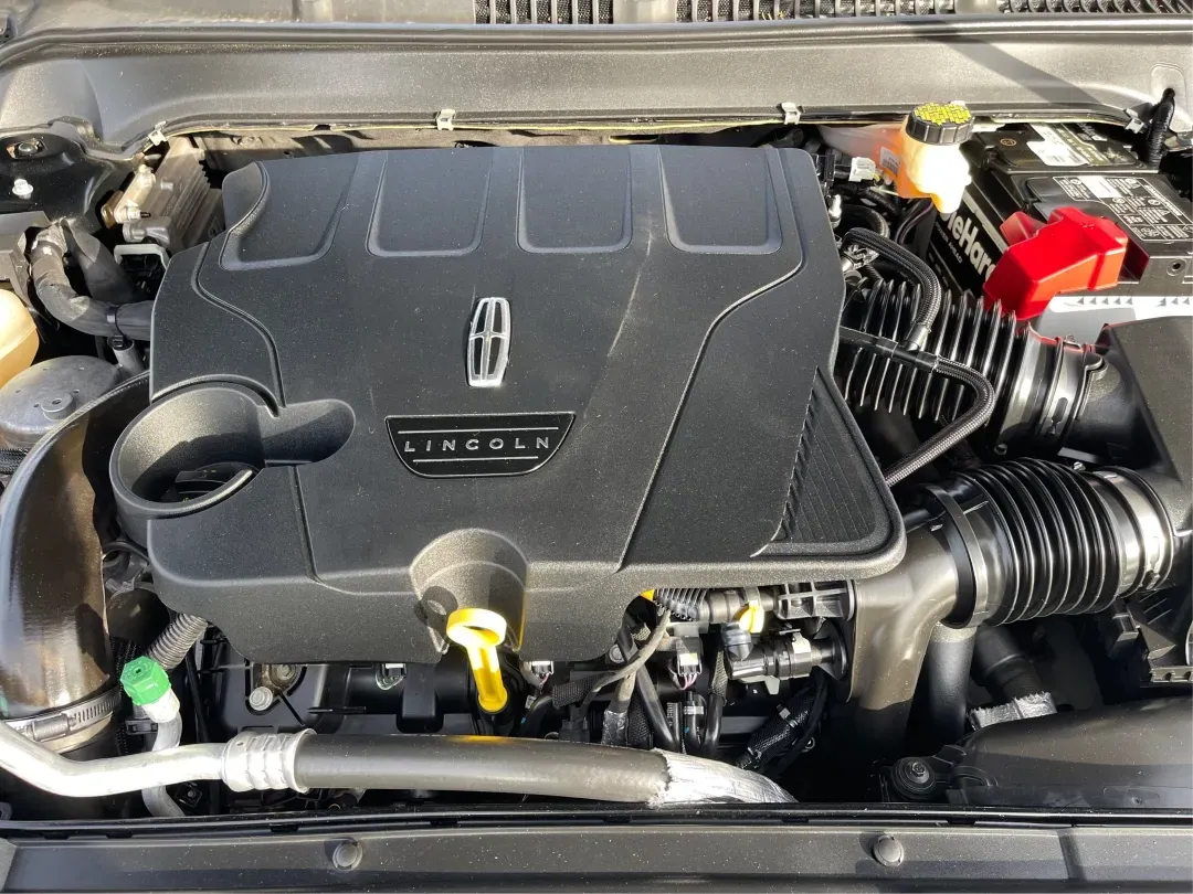 2017 Lincoln MKZ Reserve (3LN6L5FC1HR) with an Other engine, located at 8750 N County Rd 25A, Piqua, OH, 45356, (937) 908-9800, 40.164391, -84.232513 - Are you ready to elevate your daily commute or weekend getaways? Look no further than this stunning 2017 Lincoln MKZ Reserve, the perfect sedan for those who appreciate luxury and performance. At Advantage Car and Credit - Piqua, located at 8750 N County Rd 25A in Piqua, OH 45356, we offer flexible - Photo#11