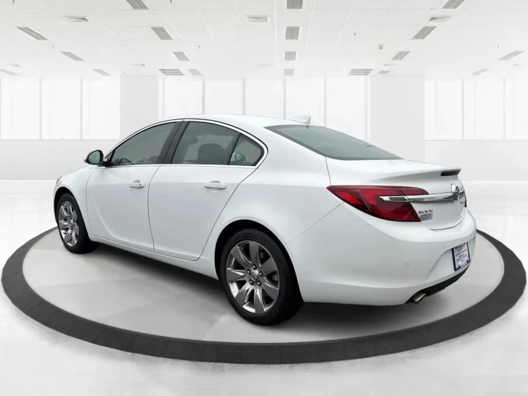 2016 Buick Regal Turbo Premium II (2G4GS5GX7G9) with an 2L I-4 gasoline direct injection engine, located at 8750 N County Rd 25A, Piqua, OH, 45356, (937) 908-9800, 40.164391, -84.232513 - **Discover the Perfect Blend of Luxury and Affordability with This 2016 Buick Regal at Advantage Car and Credit Piqua!**<br /> <br /> Are you in the market for a sophisticated sedan that effortlessly combines style, comfort, and performance? Look no further than this stunning 2016 Buick Regal Turbo - Photo#4