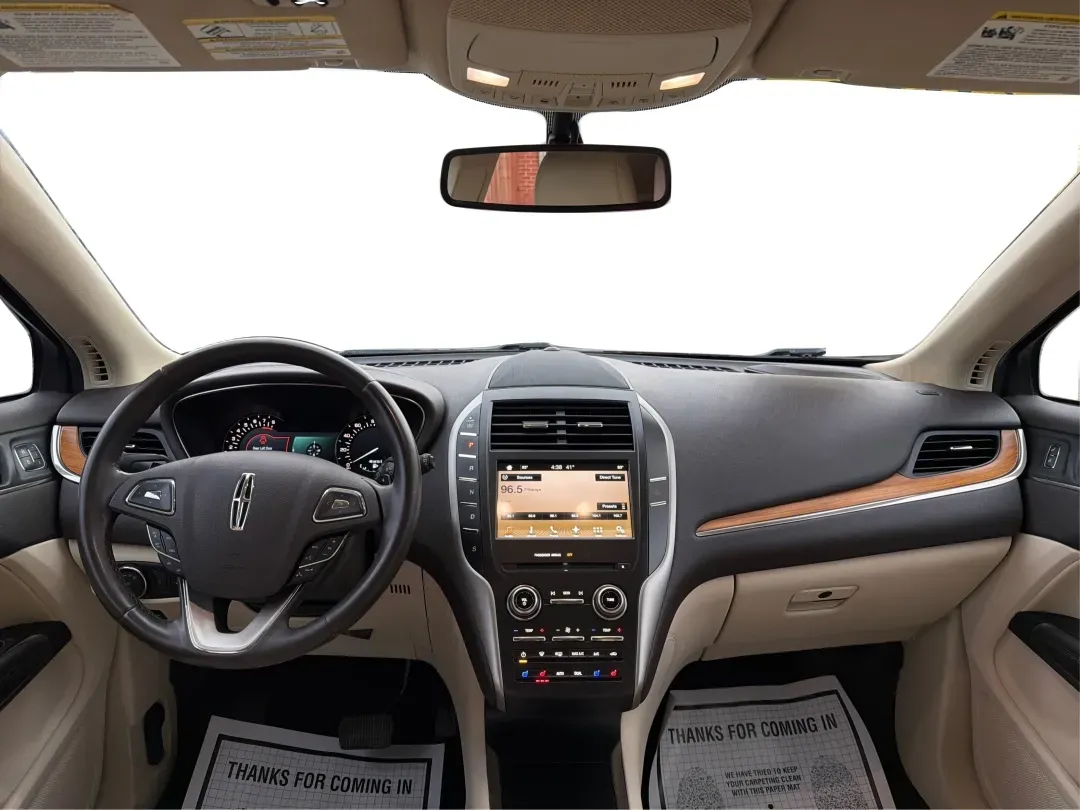 2016 Lincoln MKC Reserve (5LMCJ3D91GU) with an Other engine, located at 8750 N County Rd 25A, Piqua, OH, 45356, (937) 908-9800, 40.164391, -84.232513 - **Discover the Perfect Blend of Luxury and Functionality with the 2016 Lincoln MKC Reserve at Advantage Car and Credit - Piqua**<br /> <br /> Are you searching for a vehicle that seamlessly blends sophisticated style with everyday practicality? Look no further than the 2016 Lincoln MKC Reserve, avai - Photo#21