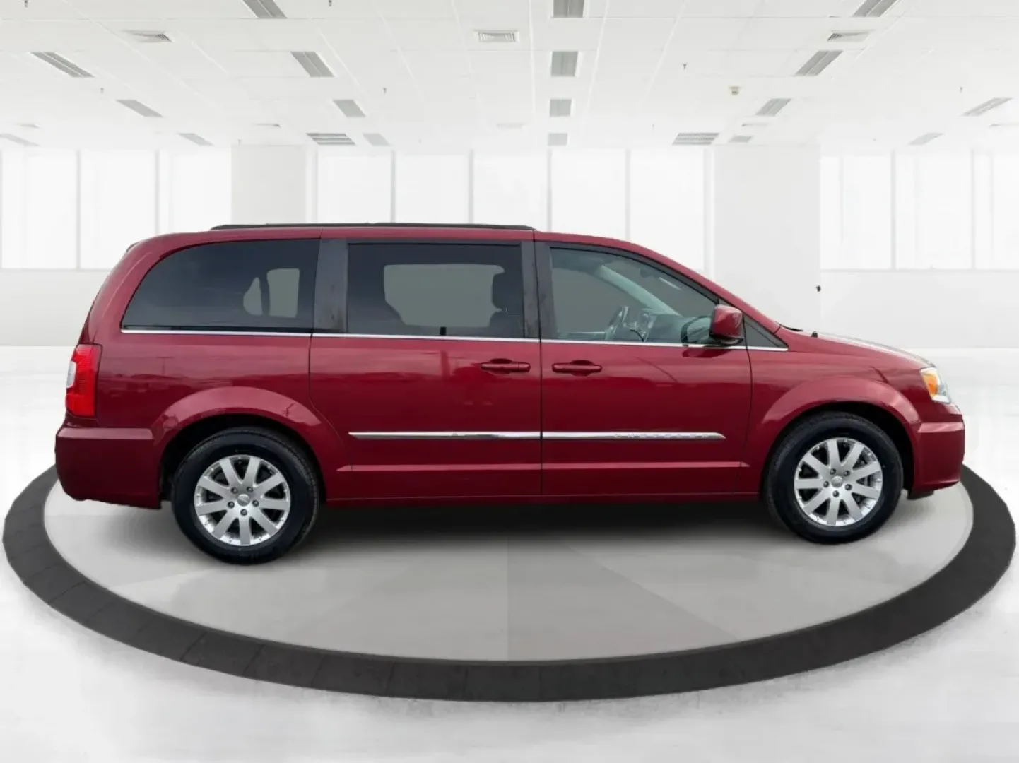 2015 Chrysler Town and Country Touring (2C4RC1BG4FR) with an 3.6L V-6 DOHC engine, located at 8750 N County Rd 25A, Piqua, OH, 45356, (937) 908-9800, 40.164391, -84.232513 - If you're searching for the perfect family vehicle that combines spaciousness, comfort, and advanced features, look no further than the 2015 Chrysler Town and Country Touring van available at Advantage Car and Credit in Piqua, OH. This passenger van is an ideal solution for growing families who ne - Photo#1