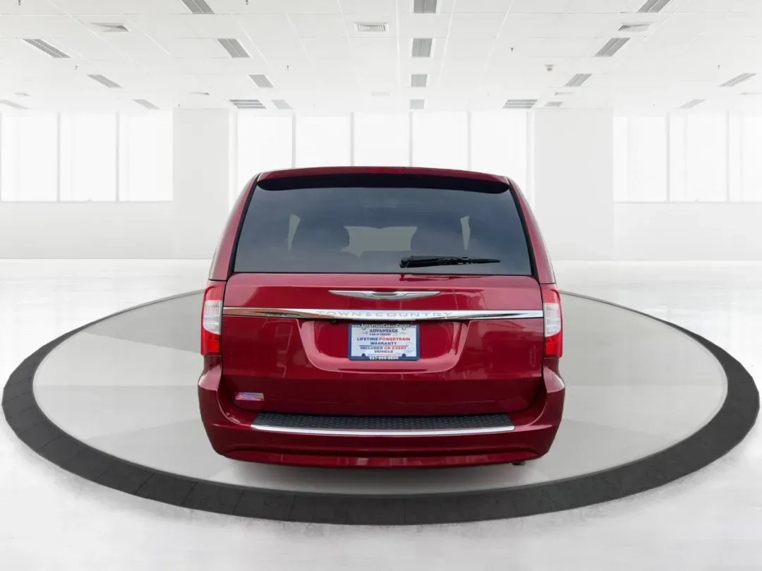 2015 Chrysler Town and Country Touring (2C4RC1BG4FR) with an 3.6L V-6 DOHC engine, located at 8750 N County Rd 25A, Piqua, OH, 45356, (937) 908-9800, 40.164391, -84.232513 - If you're searching for the perfect family vehicle that combines spaciousness, comfort, and advanced features, look no further than the 2015 Chrysler Town and Country Touring van available at Advantage Car and Credit in Piqua, OH. This passenger van is an ideal solution for growing families who ne - Photo#3