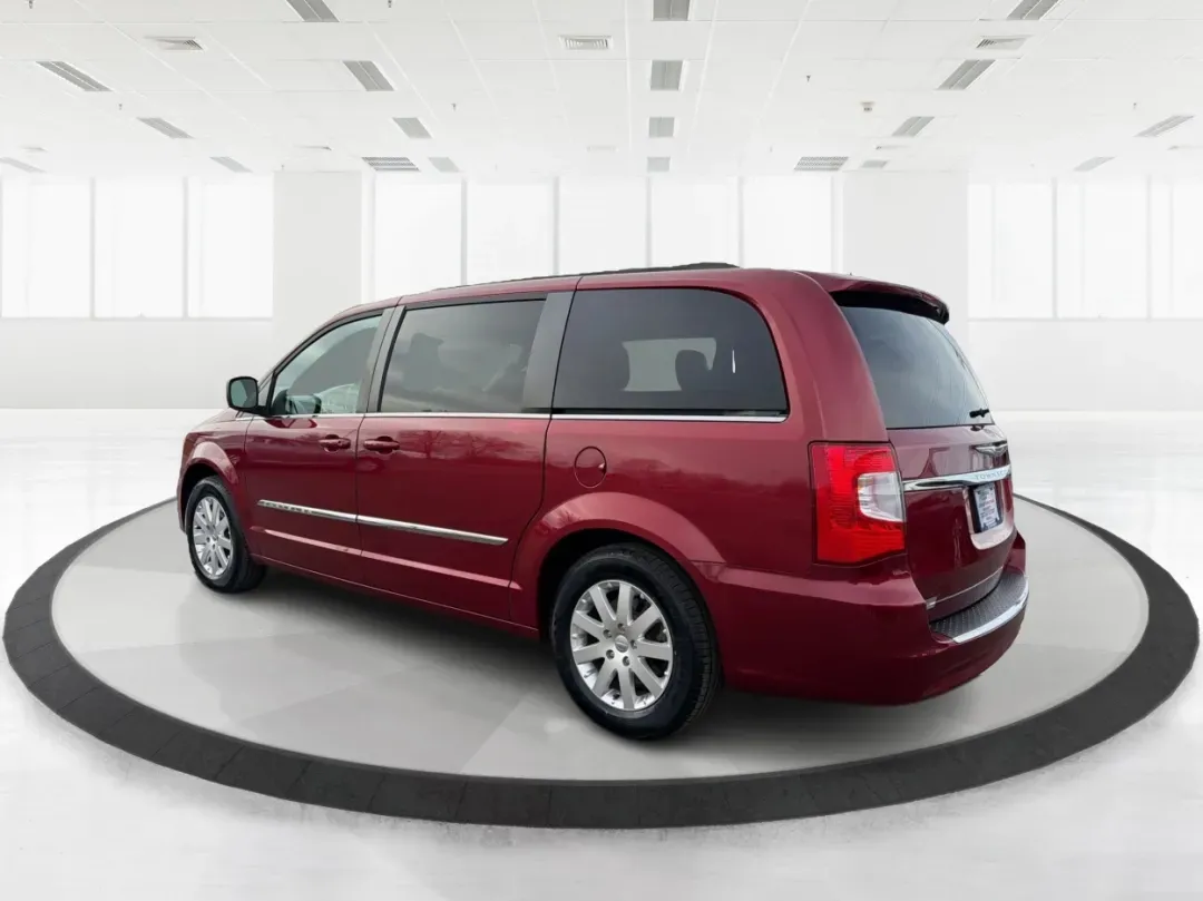 2015 Chrysler Town and Country Touring (2C4RC1BG4FR) with an 3.6L V-6 DOHC engine, located at 8750 N County Rd 25A, Piqua, OH, 45356, (937) 908-9800, 40.164391, -84.232513 - If you're searching for the perfect family vehicle that combines spaciousness, comfort, and advanced features, look no further than the 2015 Chrysler Town and Country Touring van available at Advantage Car and Credit in Piqua, OH. This passenger van is an ideal solution for growing families who ne - Photo#4