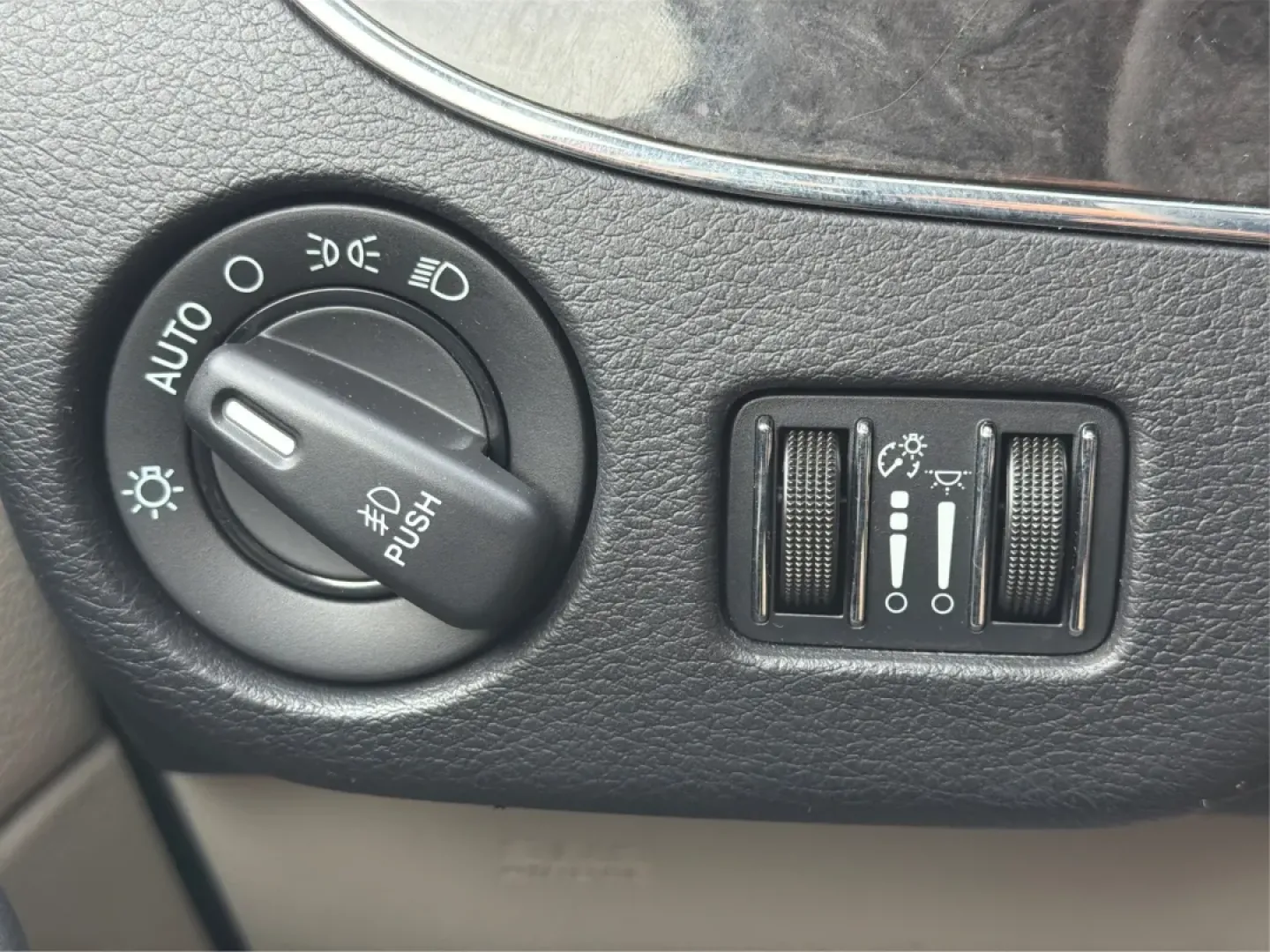 2015 Chrysler Town and Country Touring (2C4RC1BG4FR) with an 3.6L V-6 DOHC engine, located at 8750 N County Rd 25A, Piqua, OH, 45356, (937) 908-9800, 40.164391, -84.232513 - If you're searching for the perfect family vehicle that combines spaciousness, comfort, and advanced features, look no further than the 2015 Chrysler Town and Country Touring van available at Advantage Car and Credit in Piqua, OH. This passenger van is an ideal solution for growing families who ne - Photo#17