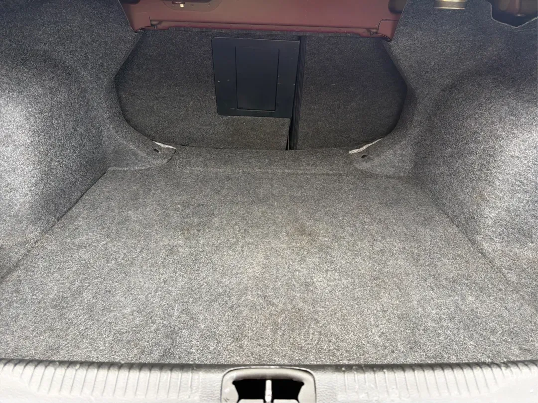 2015 Chrysler 200 Limited (1C3CCCAB7FN) with an Other engine, located at 1099 N County Rd 25A , Troy, OH, 45373, (937) 908-9800, 40.057079, -84.212883 - **Discover the Perfect Blend of Style and Comfort with the 2015 Chrysler 200 at Advantage Car and Credit - Troy!**<br /> <br /> Are you seeking a dependable sedan that can comfortably handle your daily commute while also adapting to weekend adventures? Look no further than this stunning 2015 Chrysle - Photo#11