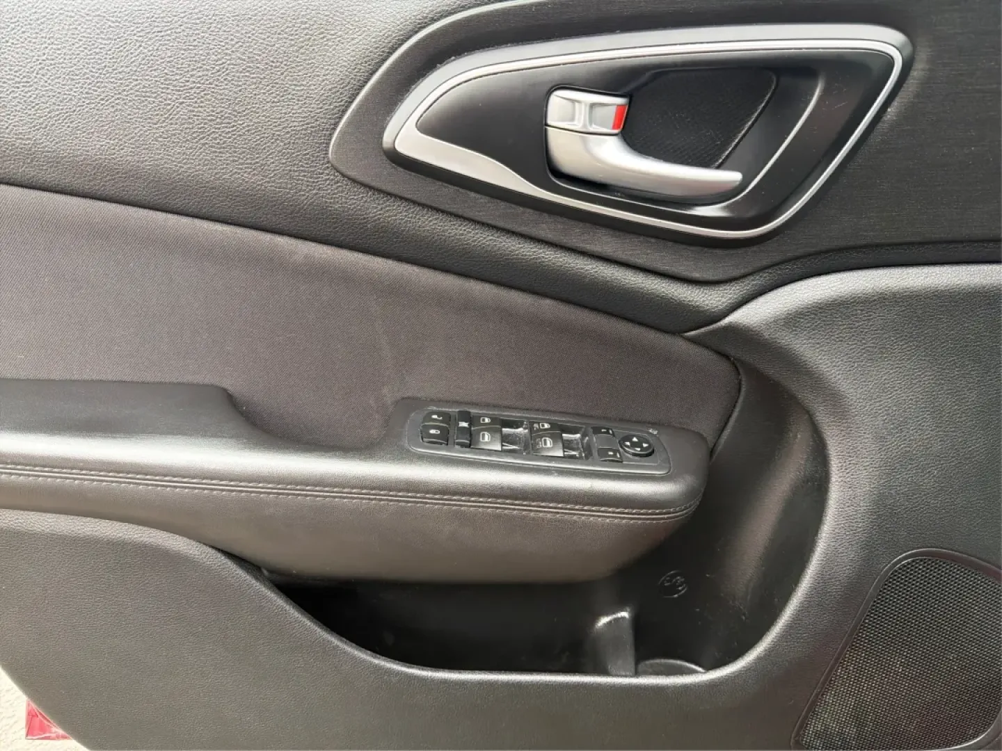 2015 Chrysler 200 Limited (1C3CCCAB7FN) with an Other engine, located at 1099 N County Rd 25A , Troy, OH, 45373, (937) 908-9800, 40.057079, -84.212883 - **Discover the Perfect Blend of Style and Comfort with the 2015 Chrysler 200 at Advantage Car and Credit - Troy!**<br /> <br /> Are you seeking a dependable sedan that can comfortably handle your daily commute while also adapting to weekend adventures? Look no further than this stunning 2015 Chrysle - Photo#18