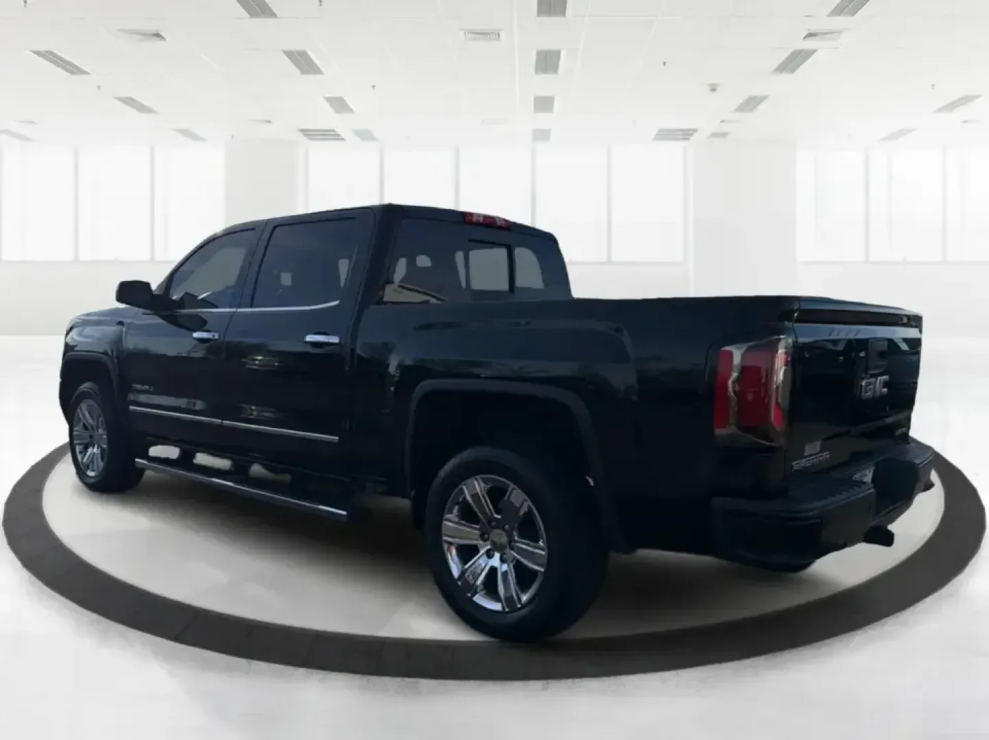 2016 GMC Sierra 1500 Denali (3GTU2PEJ4GG) with an 6.2L V8 OHV 16V engine, 6A transmission, located at 401 Woodman Dr, Riverside, OH, 45431, (937) 908-9800, 39.760899, -84.123421 - **Unleash Your Adventures with the 2016 GMC Sierra 1500 Denali Your Perfect Partner for Every Journey!**<br /> <br /> Are you ready to elevate your lifestyle and embark on new adventures? Whether you're hauling gear for a weekend getaway, navigating your daily commute, or transporting your growing - Photo#4