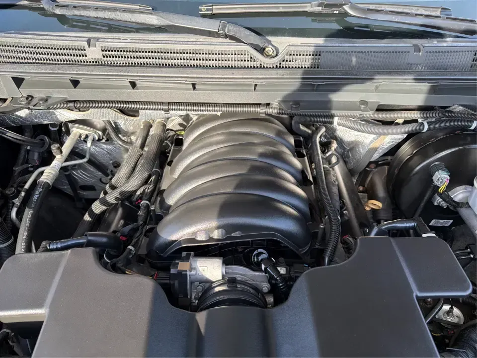 2016 GMC Sierra 1500 Denali (3GTU2PEJ4GG) with an 6.2L V8 OHV 16V engine, 6A transmission, located at 401 Woodman Dr, Riverside, OH, 45431, (937) 908-9800, 39.760899, -84.123421 - **Unleash Your Adventures with the 2016 GMC Sierra 1500 Denali Your Perfect Partner for Every Journey!**<br /> <br /> Are you ready to elevate your lifestyle and embark on new adventures? Whether you're hauling gear for a weekend getaway, navigating your daily commute, or transporting your growing - Photo#11