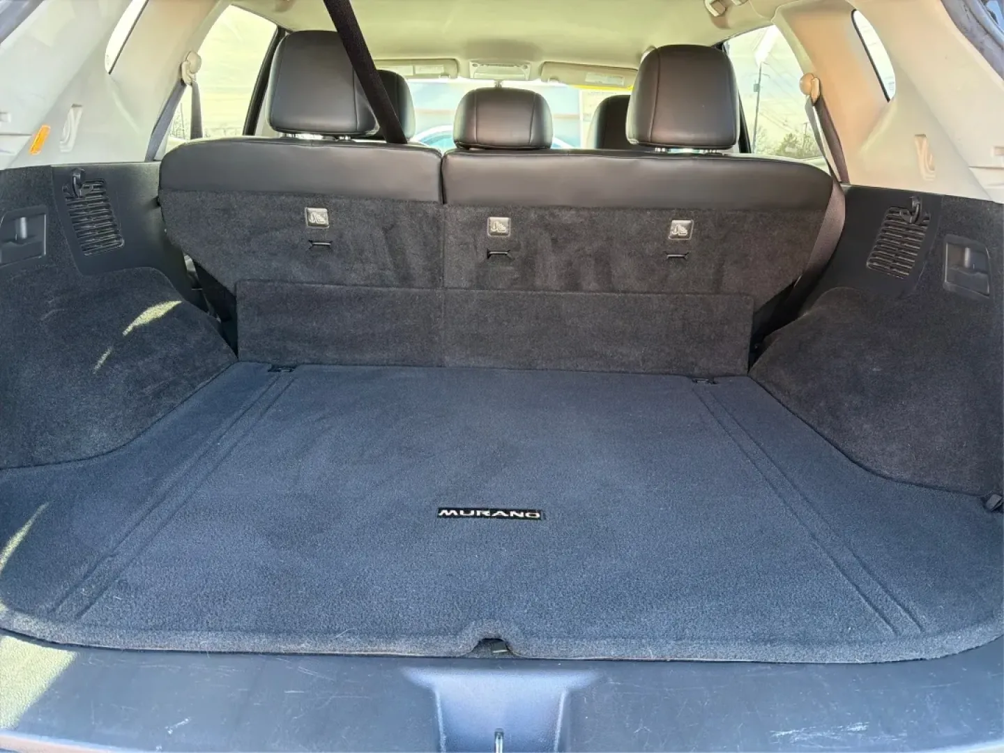 2017 Nissan Murano SL (5N1AZ2MH4HN) with an 3.5L V-6 DOHC engine, located at 8750 N County Rd 25A, Piqua, OH, 45356, (937) 908-9800, 40.164391, -84.232513 - Unleash your adventurous spirit with the 2017 Nissan Murano SL, a stylish and spacious SUV that's perfect for growing families, weekend getaways, or long commutes. Whether you're navigating the busy streets of Piqua, OH, or embarking on a road trip across the Midwest, this vehicle blends comfort, te - Photo#12