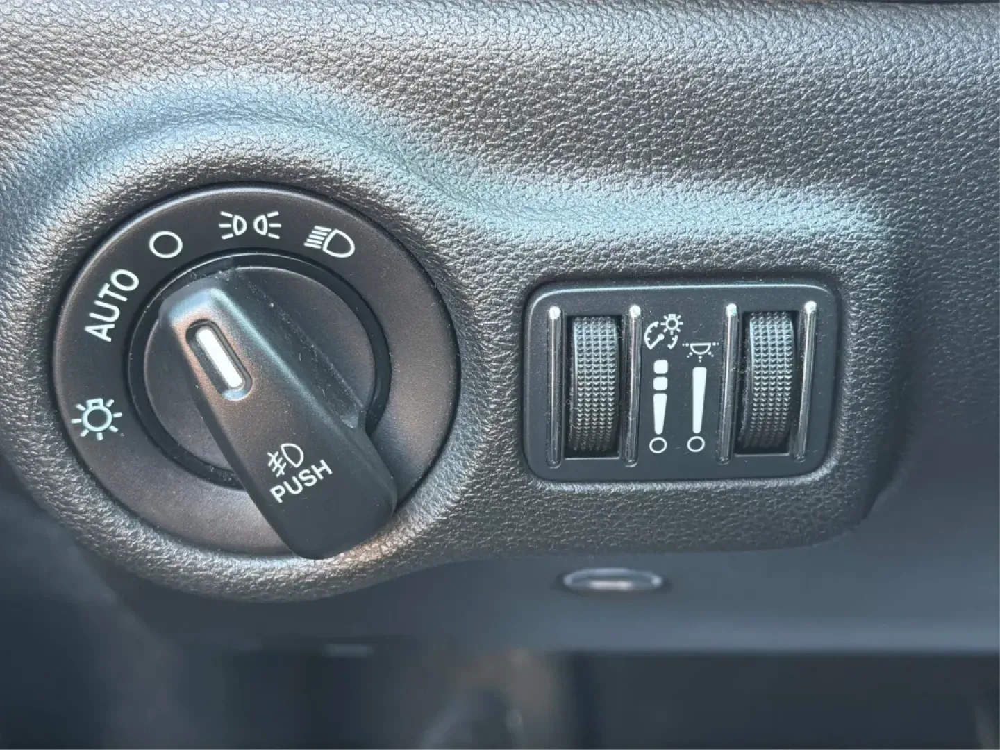 2015 Dodge Dart GT (1C3CDFEB4FD) with an MultiAir 2.4L I-4 variable valve control engine, located at 8750 N County Rd 25A, Piqua, OH, 45356, (937) 908-9800, 40.164391, -84.232513 - Are you in the market for a reliable vehicle that balances style, performance, and practicality? Look no further than the stunning 2015 Dodge Dart GT, available now at Advantage Car and Credit in New Carlisle, OH. This sedan is perfect for anyone seeking a vehicle that can handle daily commutes, fam - Photo#17