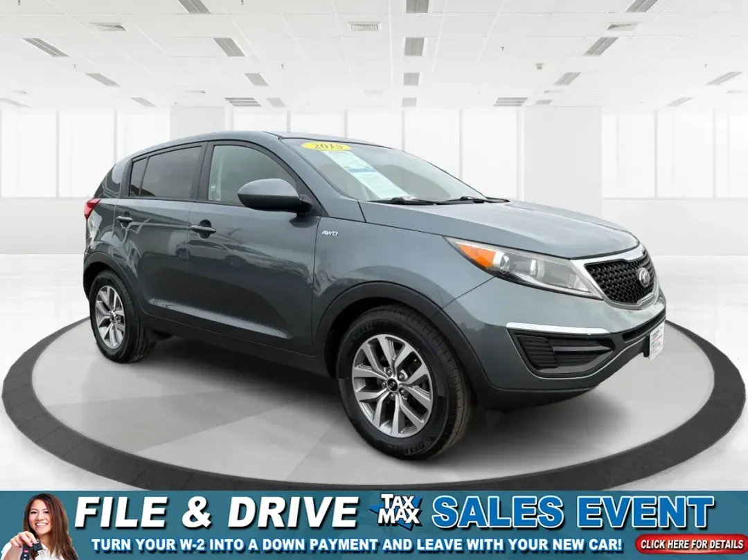 2015 Kia Sportage LX (KNDPBCAC6F7) with an Other engine, located at 4508 South Dixie Dr, Moraine, OH, 45439, (937) 908-9800, 39.689976, -84.218452 - **Unleash Your Adventurous Spirit with the 2015 Kia Sportage LX in Moraine, OH!**<br /> <br /> Are you ready to elevate your lifestyle with a vehicle that perfectly marries practicality and style? The 2015 Kia Sportage LX is your ticket to unforgettable weekend adventures, family outings, and daily - Photo#0