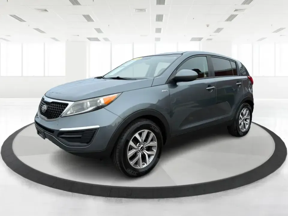 2015 Kia Sportage LX AWD (KNDPBCAC6F7) with an 2.4L V6 DOHC 24V engine, 6-Speed Automatic transmission, located at 4508 South Dixie Dr, Moraine, OH, 45439, (937) 908-9800, 39.689976, -84.218452 - Ready for weekend getaways to Caesar Creek, snowy school runs, or a daily commute down I75 and SR725? This **2015 Kia Sportage LX AWD** is the kind of practical crossover that fits real life in Moraine-easy to park, comfortable for five, and confident when the weather turns. Finished in **Mineral Si - Photo#8