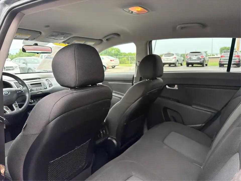 2015 Kia Sportage LX AWD (KNDPBCAC6F7) with an 2.4L V6 DOHC 24V engine, 6-Speed Automatic transmission, located at 4508 South Dixie Dr, Moraine, OH, 45439, (937) 908-9800, 39.689976, -84.218452 - Ready for weekend getaways to Caesar Creek, snowy school runs, or a daily commute down I75 and SR725? This **2015 Kia Sportage LX AWD** is the kind of practical crossover that fits real life in Moraine-easy to park, comfortable for five, and confident when the weather turns. Finished in **Mineral Si - Photo#10