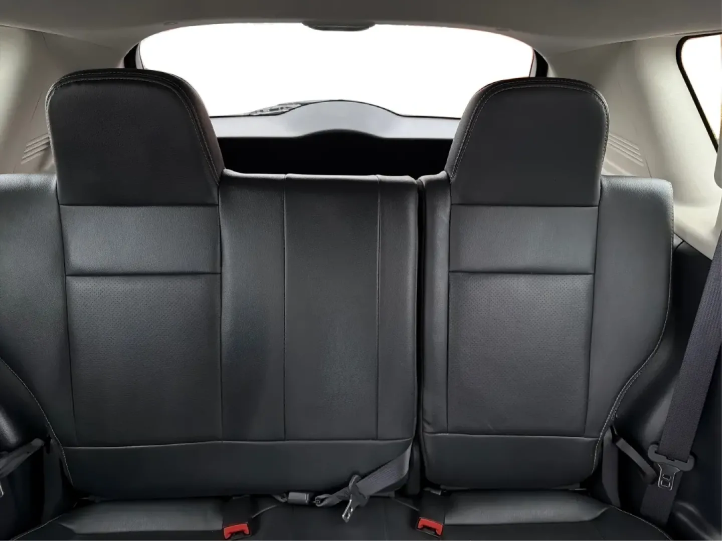 2017 Jeep Compass High Altitude 4x4 (1C4NJDEBXHD) with an 2.4L I-4 DOHC engine, 6A transmission, located at 401 Woodman Dr, Riverside, OH, 45431, (937) 908-9800, 39.760899, -84.123421 - **Adventure Awaits with the 2017 Jeep Compass High Altitude 4x4!**<br /> <br /> If you're dreaming of weekend getaways, outdoor excursions, or simply need a reliable vehicle for your daily commute, the 2017 Jeep Compass High Altitude 4x4 is your ticket to adventure. Here at Advantage Car and Credit - Photo#14