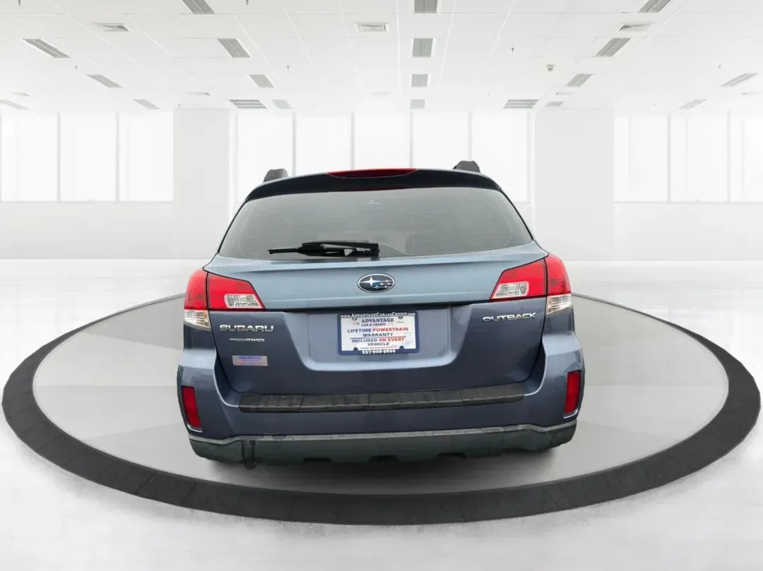 2014 Subaru Outback 2.5i (4S4BRCAC5E3) with an 2.5L H-4 DOHC engine, located at 1230 East Main St, Xenia, OH, 45385, (937) 908-9800, 39.688026, -83.910172 - **Adventure Awaits with the 2014 Subaru Outback 2.5i at Advantage Car and Credit - Xenia!**<br /> <br /> Are you ready to elevate your lifestyle with a vehicle designed for both comfort and adventure? The 2014 Subaru Outback 2.5i is your perfect companion for weekend getaways, family road trips, or - Photo#3