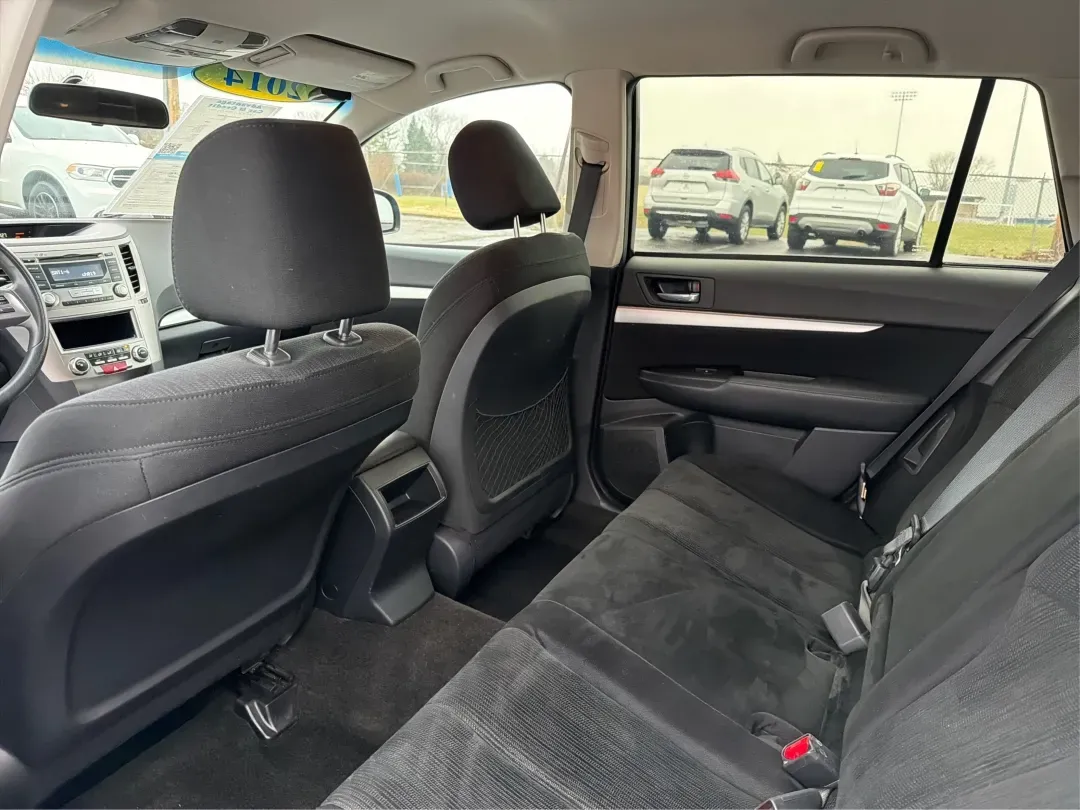 2014 Subaru Outback 2.5i (4S4BRCAC5E3) with an 2.5L H-4 DOHC engine, located at 1230 East Main St, Xenia, OH, 45385, (937) 908-9800, 39.688026, -83.910172 - **Adventure Awaits with the 2014 Subaru Outback 2.5i at Advantage Car and Credit - Xenia!**<br /> <br /> Are you ready to elevate your lifestyle with a vehicle designed for both comfort and adventure? The 2014 Subaru Outback 2.5i is your perfect companion for weekend getaways, family road trips, or - Photo#10