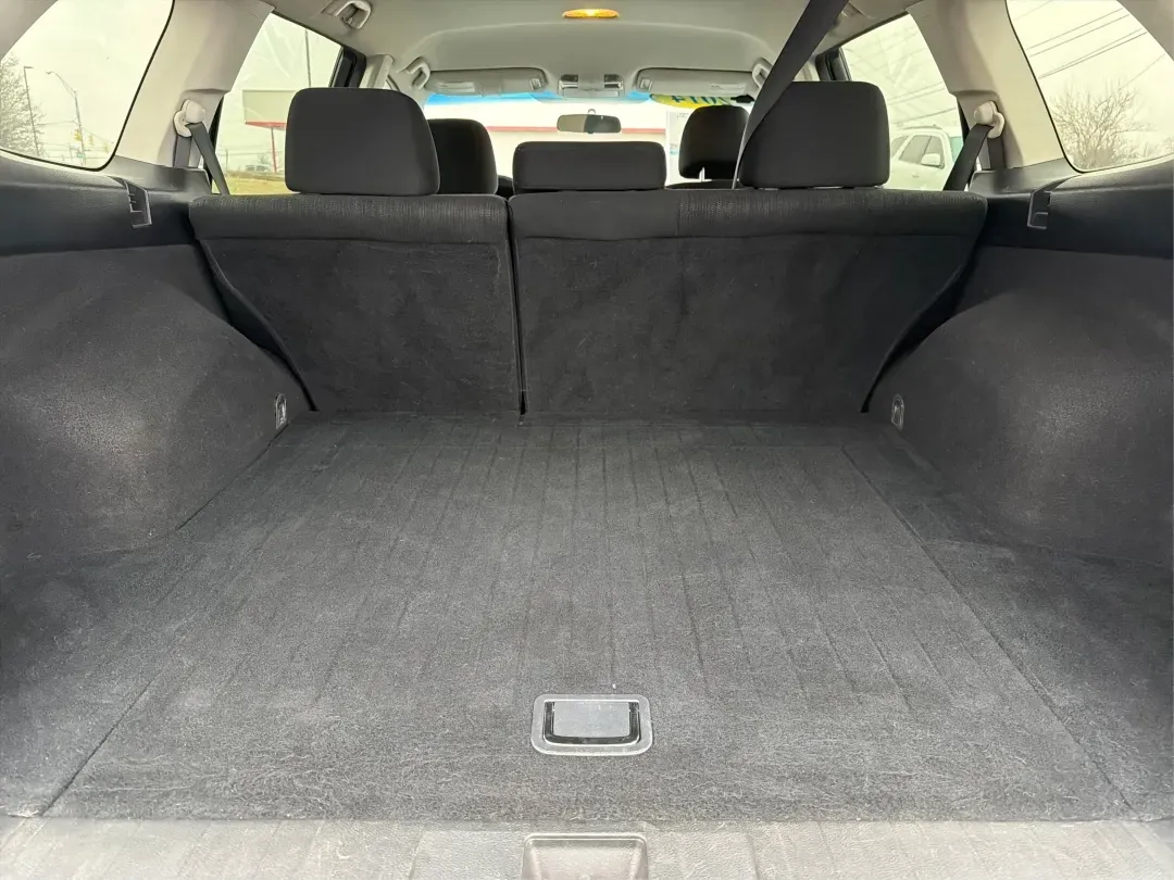 2014 Subaru Outback 2.5i (4S4BRCAC5E3) with an 2.5L H-4 DOHC engine, located at 1230 East Main St, Xenia, OH, 45385, (937) 908-9800, 39.688026, -83.910172 - **Adventure Awaits with the 2014 Subaru Outback 2.5i at Advantage Car and Credit - Xenia!**<br /> <br /> Are you ready to elevate your lifestyle with a vehicle designed for both comfort and adventure? The 2014 Subaru Outback 2.5i is your perfect companion for weekend getaways, family road trips, or - Photo#11