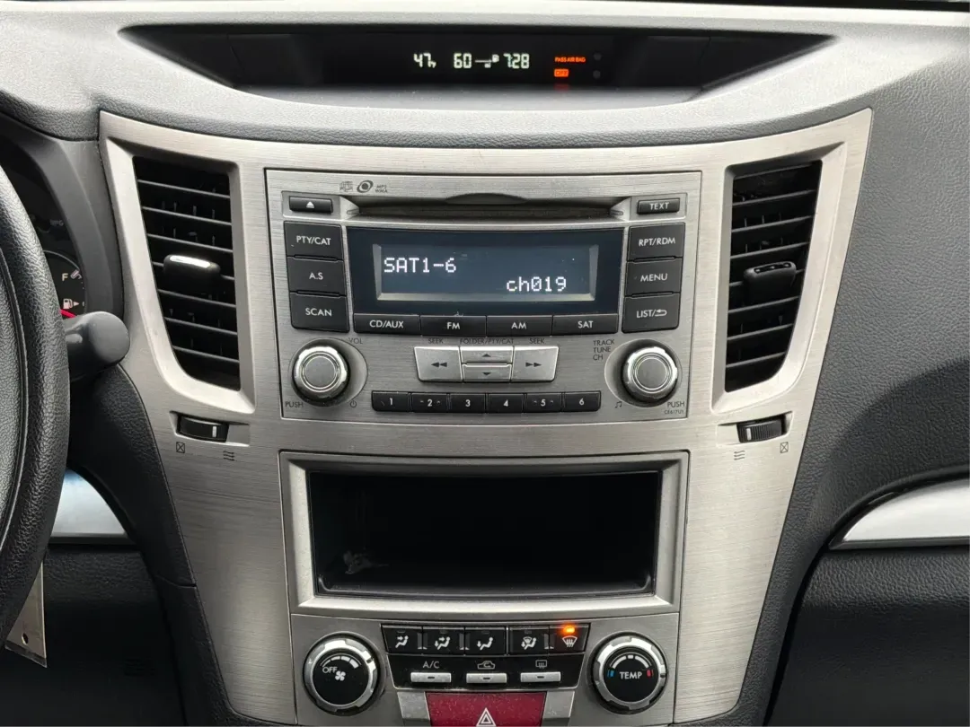 2014 Subaru Outback 2.5i (4S4BRCAC5E3) with an 2.5L H-4 DOHC engine, located at 1230 East Main St, Xenia, OH, 45385, (937) 908-9800, 39.688026, -83.910172 - **Adventure Awaits with the 2014 Subaru Outback 2.5i at Advantage Car and Credit - Xenia!**<br /> <br /> Are you ready to elevate your lifestyle with a vehicle designed for both comfort and adventure? The 2014 Subaru Outback 2.5i is your perfect companion for weekend getaways, family road trips, or - Photo#12