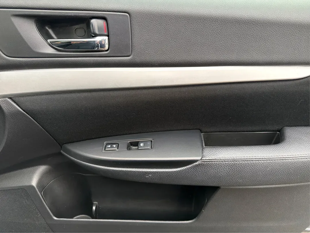 2014 Subaru Outback 2.5i (4S4BRCAC5E3) with an 2.5L H-4 DOHC engine, located at 1230 East Main St, Xenia, OH, 45385, (937) 908-9800, 39.688026, -83.910172 - **Adventure Awaits with the 2014 Subaru Outback 2.5i at Advantage Car and Credit - Xenia!**<br /> <br /> Are you ready to elevate your lifestyle with a vehicle designed for both comfort and adventure? The 2014 Subaru Outback 2.5i is your perfect companion for weekend getaways, family road trips, or - Photo#17