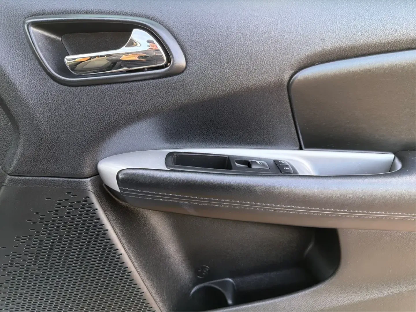 2017 Dodge Journey SXT AWD (3C4PDDBGXHT) with an Pentastar 3.6L V-6 DOHC engine, 6A transmission, located at 880 E. National Road, Vandalia, OH, 45377, (937) 908-9800, 39.891918, -84.183594 - Are you ready to elevate your family adventures or tackle your daily commutes with style and confidence? Look no further than this exceptional **2017 Dodge Journey SXT AWD**. Perfectly suited for growing families or those who crave weekend getaways, this SUV combines versatility, comfort, and perfor - Photo#20