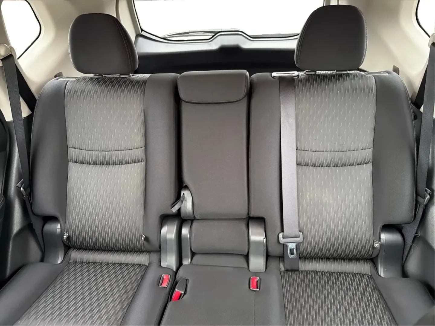 2017 Nissan Rogue SV (JN8AT2MV5HW) with an 2.5L I-4 DOHC engine, located at 401 Woodman Dr, Riverside, OH, 45431, (937) 908-9800, 39.760899, -84.123421 - **Explore the Open Road with the 2017 Nissan Rogue SV Your Perfect Family SUV!**<br /> <br /> Are you looking for a vehicle that effortlessly combines style, practicality, and versatility? The 2017 Nissan Rogue SV is the ultimate choice for growing families and adventure seekers alike. With its spa - Photo#14