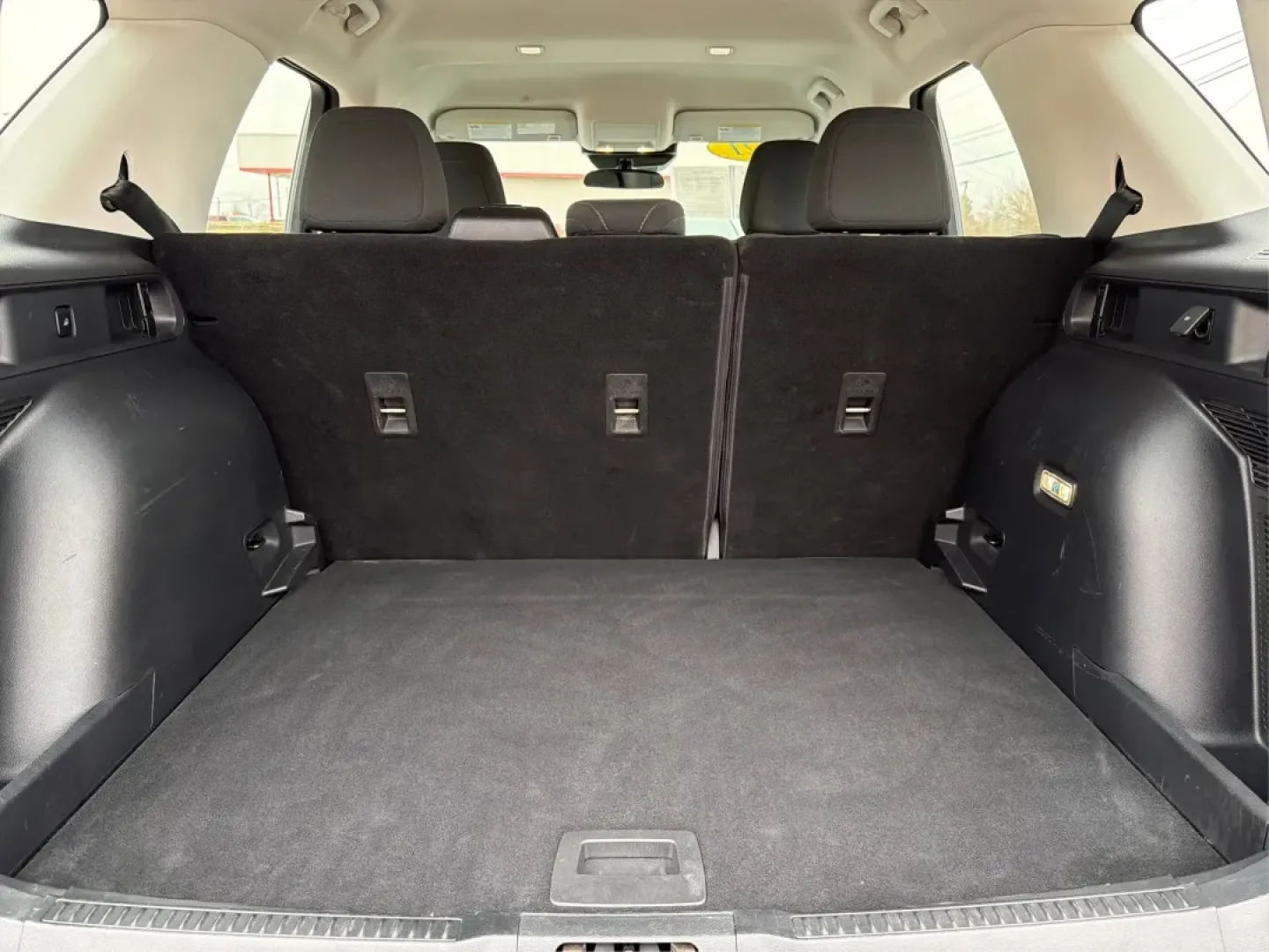 2021 Ford Bronco Sport Base (3FMCR9A63MR) with an 1.5L L3 engine, 8A transmission, located at 1230 East Main St, Xenia, OH, 45385, (937) 908-9800, 39.688026, -83.910172 - Experience adventure like never before with the rugged 2021 Ford Bronco Sport Base, now available at Advantage Car and Credit in Xenia, OH! Perfect for outdoor enthusiasts and weekend warriors, this versatile SUV is designed to handle both urban streets and off-road trails. With stylish elegance and - Photo#12