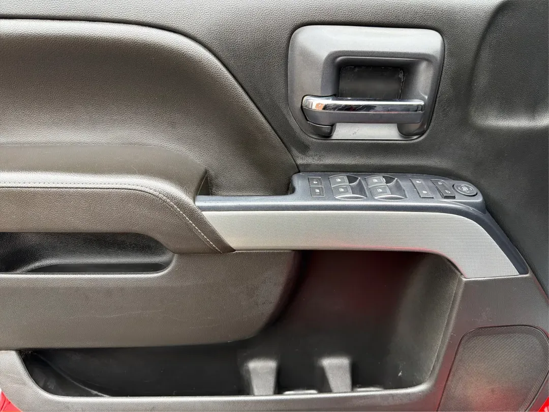 2017 Chevrolet Silverado 1500 2LT (1GCVKREC2HZ) with an EcoTec3 4.3L V-6 gasoline direct injection engine, located at 1184 Kauffman Ave, Fairborn, OH, 45324, (937) 908-9800, 39.807072, -84.030914 - 2017 Chevrolet Silverado 1500 2LT - Photo#18