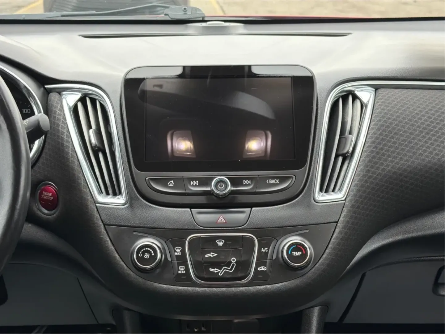 2017 Chevrolet Malibu 1LT (1G1ZE5ST1HF) with an 1.5L I-4 gasoline direct injection engine, located at 4508 South Dixie Dr, Moraine, OH, 45439, (937) 908-9800, 39.689976, -84.218452 - Are you searching for the perfect sedan that balances style, comfort, and reliability? Look no further than the 2017 Chevrolet Malibu 1LT available at Advantage Car and Credit in Moraine, OH. This vehicle is not just a mode of transportation; it's an enhancement to your lifestyle, whether you're nav - Photo#13