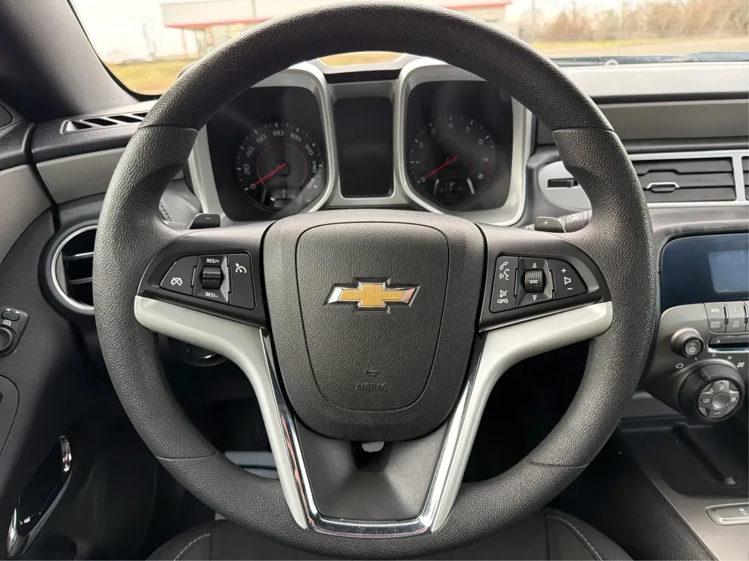 2013 Chevrolet Camaro 2LS (2G1FA1E35D9) with an 3.6L V-6 gasoline direct injection engine, located at 1951 S Dayton Lakeview Rd., New Carlisle, OH, 45344, (937) 908-9800, 39.890999, -84.050255 - Experience the thrill of the open road with the 2013 Chevrolet Camaro 2LS, an exhilarating coupe that effortlessly blends style, performance, and practicality. Ideal for weekend adventures, daily commuting, or simply turning heads as you cruise through Troy, OH, this vehicle is built for those who a - Photo#15