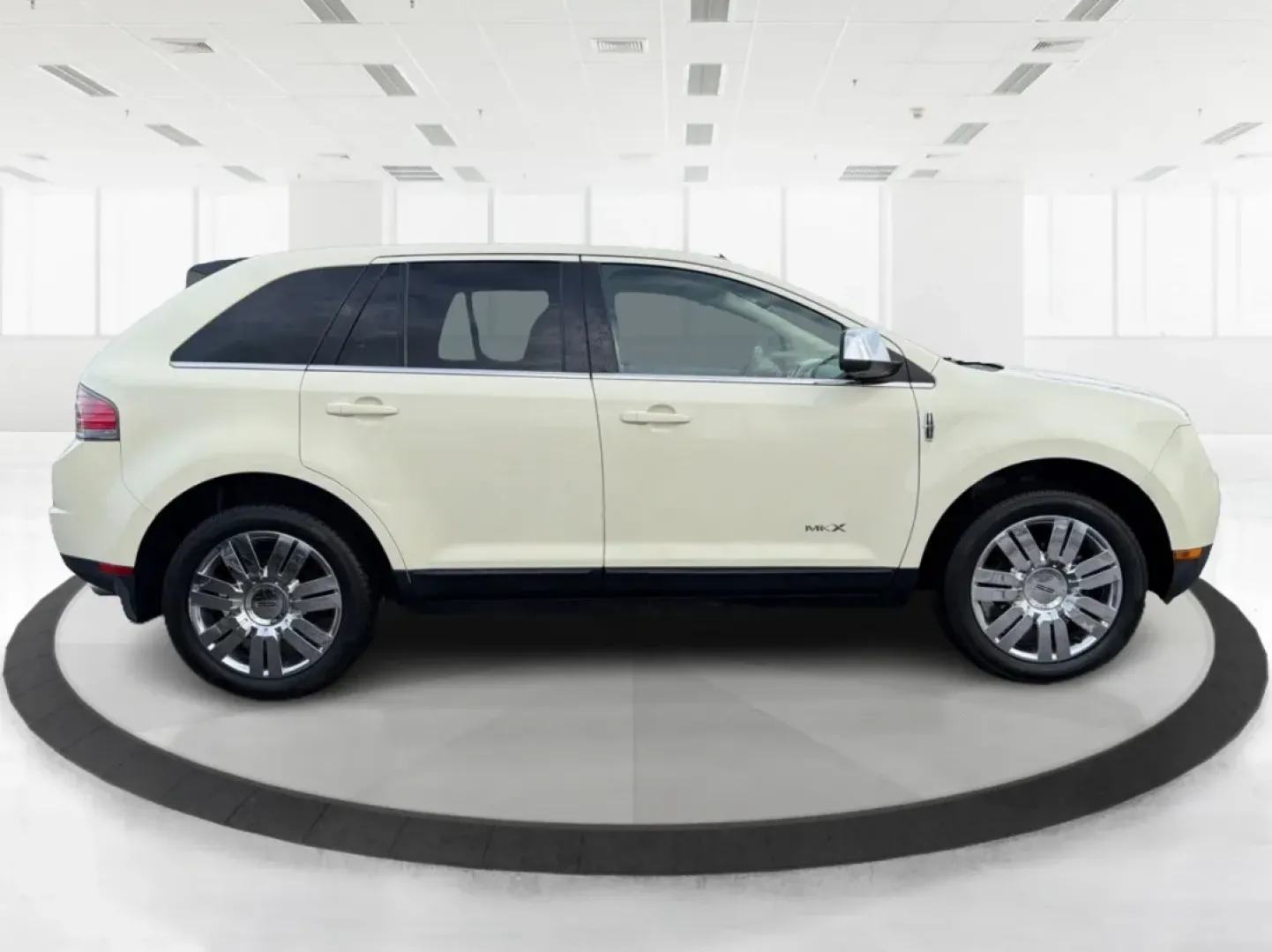2008 Lincoln MKX Base (2LMDU88CX8B) with an Other engine, located at 1184 Kauffman Ave, Fairborn, OH, 45324, (937) 908-9800, 39.807072, -84.030914 - **Discover Luxury and Comfort with the 2008 Lincoln MKX at Advantage Car and Credit in Fairborn, OH!**<br /> <br /> Are you in the market for a vehicle that seamlessly combines elegance, comfort, and reliability? Look no further than the stunning 2008 Lincoln MKX available at Advantage Car and Credi - Photo#1