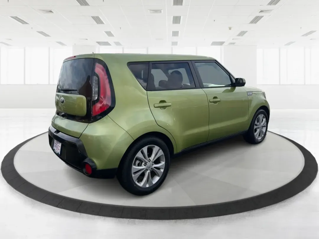 2016 Kia Soul + (KNDJP3A52G7) with an 2L I-4 gasoline direct injection engine, located at 8750 N County Rd 25A, Piqua, OH, 45356, (937) 908-9800, 40.164391, -84.232513 - **Experience Versatility and Style with the 2016 Kia Soul at Advantage Car and Credit!**<br /> <br /> Are you looking for a vehicle that seamlessly blends practicality with a vibrant lifestyle? The 2016 Kia Soul is the perfect companion for your daily commutes, weekend getaways, or family outings. W - Photo#2