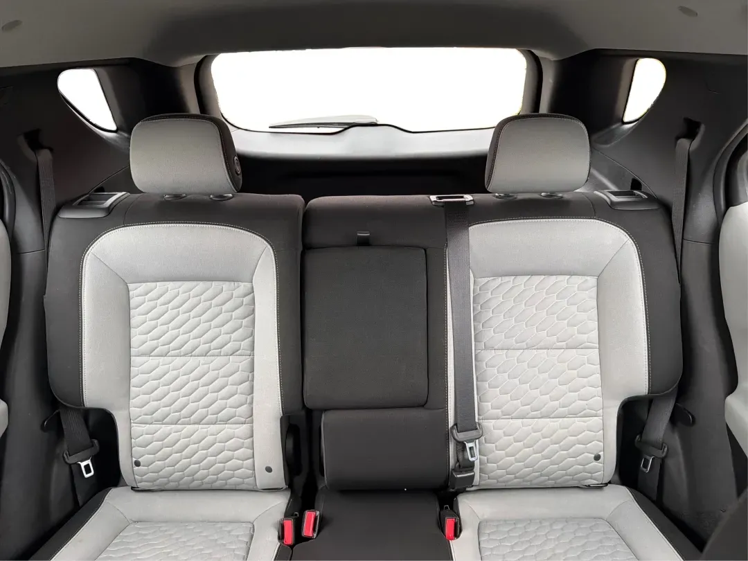 2019 Chevrolet Equinox LS (3GNAXHEV9KL) with an 1.5L I-4 gasoline direct injection engine, located at 8750 N County Rd 25A, Piqua, OH, 45356, (937) 908-9800, 40.164391, -84.232513 - **Embrace Adventure with the 2019 Chevrolet Equinox LS Perfect for Your Family Road Trips!**<br /> <br /> Are you ready to elevate your family adventures with a vehicle that combines comfort, style, and reliability? Look no further than the stunning 2019 Chevrolet Equinox LS, available now at Advan - Photo#14