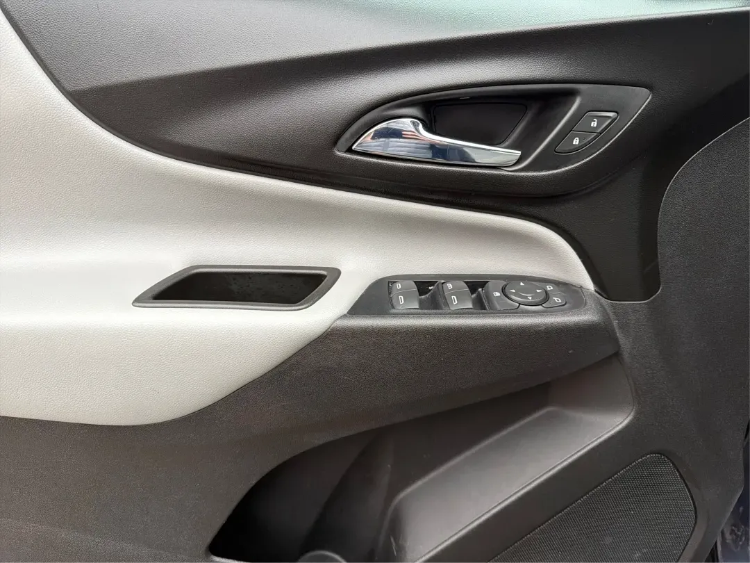 2019 Chevrolet Equinox LS (3GNAXHEV9KL) with an 1.5L I-4 gasoline direct injection engine, located at 8750 N County Rd 25A, Piqua, OH, 45356, (937) 908-9800, 40.164391, -84.232513 - **Embrace Adventure with the 2019 Chevrolet Equinox LS Perfect for Your Family Road Trips!**<br /> <br /> Are you ready to elevate your family adventures with a vehicle that combines comfort, style, and reliability? Look no further than the stunning 2019 Chevrolet Equinox LS, available now at Advan - Photo#18