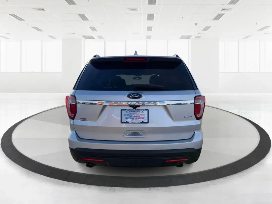 2017 Ford Explorer Base (1FM5K8BH9HG) with an 2.3L L4 DOHC 16V engine, 6A transmission, located at 1099 N County Rd 25A , Troy, OH, 45373, (937) 908-9800, 40.057079, -84.212883 - **Discover Adventure with the 2017 Ford Explorer at Advantage Car and Credit in Piqua, OH!** <br /> <br /> Are you ready to take your family adventures or weekend getaways to the next level? The 2017 Ford Explorer is the perfect companion for those who crave exploration, comfort, and reliability. Wi - Photo#3