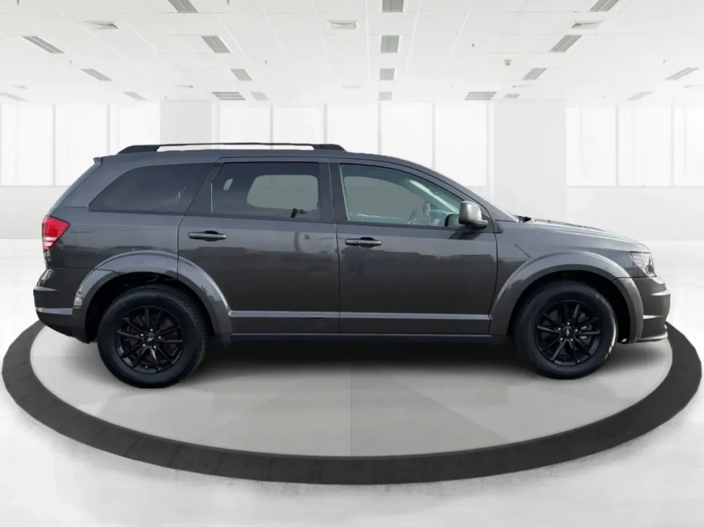 2020 Dodge Journey SE Value (3C4PDCABXLT) with an Tigershark MultiAir 2.4L I-4 DOHC engine, 6A transmission, located at 1951 S Dayton Lakeview Rd., New Carlisle, OH, 45344, (937) 908-9800, 39.890999, -84.050255 - **Discover Adventure with the 2020 Dodge Journey SE Value - Perfect for Your Family Road Trips!**<br /> <br /> Are you ready to elevate your family's adventures or daily commutes? Look no further than the 2020 Dodge Journey SE Value SUV, available now at Advantage Car and Credit - Riverside! This ve - Photo#1