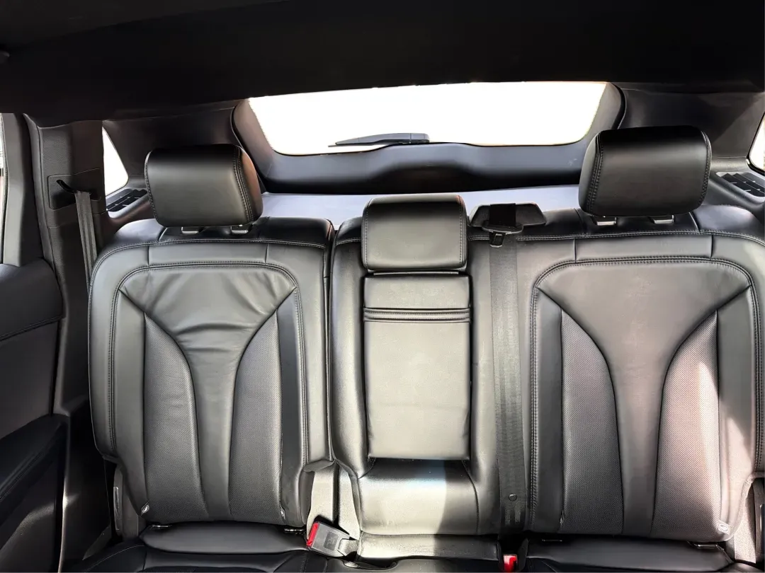 2017 Lincoln MKX Select (2LMPJ6KR7HB) with an 3.7L V6 DOHC 24V engine, 6A transmission, located at 8750 N County Rd 25A, Piqua, OH, 45356, (937) 908-9800, 40.164391, -84.232513 - **Elevate Your Family Adventures with the 2017 Lincoln MKX at Advantage Car and Credit!**<br /> <br /> Are you ready to transform your daily drive into a luxurious experience? The 2017 Lincoln MKX, available now at Advantage Car and Credit in New Carlisle, OH, is the perfect SUV for families and com - Photo#14