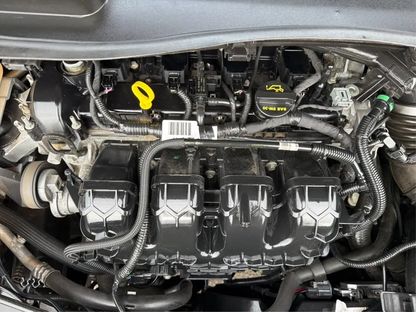 2013 Ford Escape Titanium (1FMCU9J90DU) with an EcoBoost 2L I-4 gasoline direct injection engine, located at 401 Woodman Dr, Riverside, OH, 45431, (937) 908-9800, 39.760899, -84.123421 - **Explore the Open Road with Confidence: 2013 Ford Escape Titanium at Advantage Car and Credit!**<br /> <br /> Are you ready for your next adventure? Whether you're taking the kids to soccer practice, planning weekend getaways, or commuting to work, this 2013 Ford Escape Titanium is the perfect comp - Photo#11