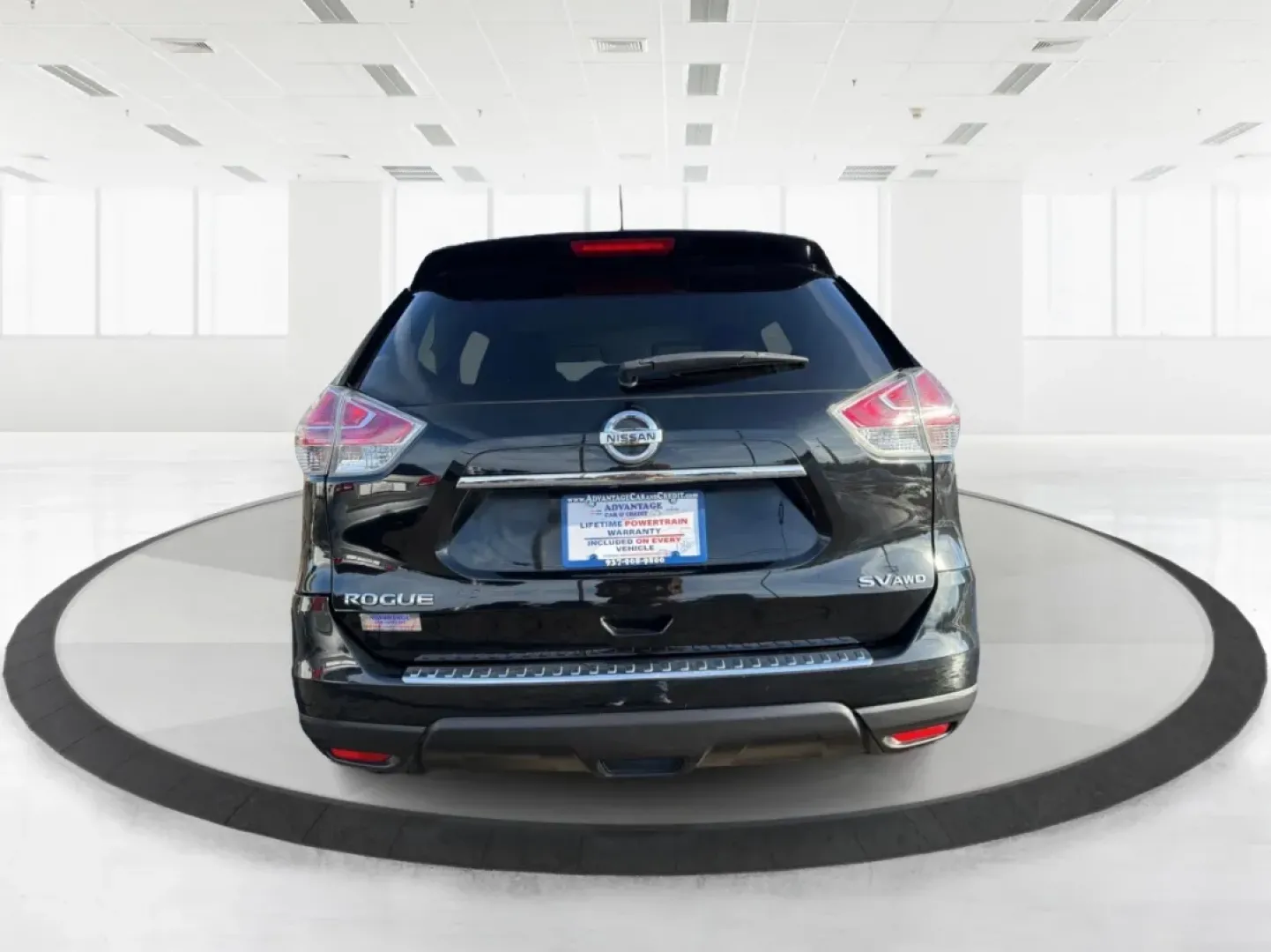 2016 Nissan Rogue SV (KNMAT2MV1GP) with an 2.5L I-4 DOHC engine, located at 880 E. National Road, Vandalia, OH, 45377, (937) 908-9800, 39.891918, -84.183594 - **Experience Adventure with the 2016 Nissan Rogue SV at Advantage Car and Credit - Vandalia!**<br /> <br /> Are you ready to elevate your daily commute or take weekend adventures to the next level? The 2016 Nissan Rogue SV is here to provide you with the perfect blend of comfort, versatility, and ca - Photo#3