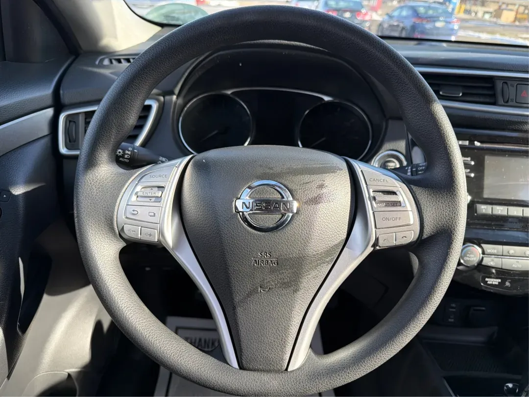 2016 Nissan Rogue SV (KNMAT2MV1GP) with an 2.5L I-4 DOHC engine, located at 880 E. National Road, Vandalia, OH, 45377, (937) 908-9800, 39.891918, -84.183594 - **Experience Adventure with the 2016 Nissan Rogue SV at Advantage Car and Credit - Vandalia!**<br /> <br /> Are you ready to elevate your daily commute or take weekend adventures to the next level? The 2016 Nissan Rogue SV is here to provide you with the perfect blend of comfort, versatility, and ca - Photo#16