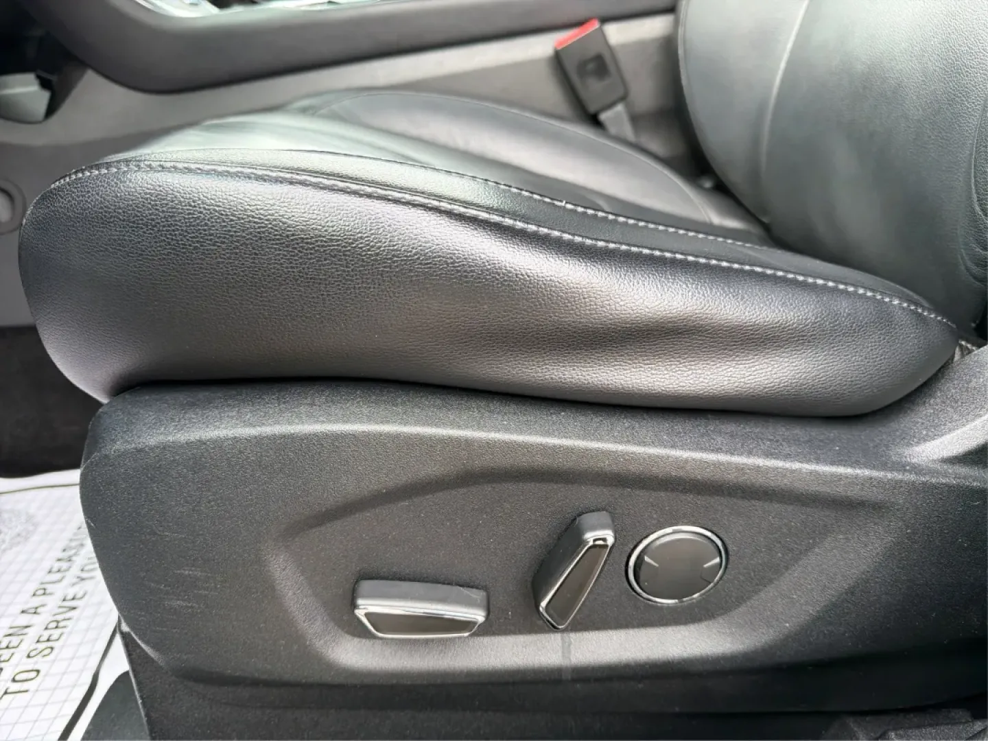 2015 Ford Edge Titanium (2FMTK3K89FB) with an 3.5L V6 DOHC 24V engine, 6A transmission, located at 8750 N County Rd 25A, Piqua, OH, 45356, (937) 908-9800, 40.164391, -84.232513 - **Explore New Horizons with the 2015 Ford Edge Titanium at Advantage Car and Credit**<br /> <br /> If you're on the hunt for a versatile SUV that can handle anything from daily commutes to weekend adventures, look no further than the 2015 Ford Edge Titanium. This sporty utility vehicle is the perfec - Photo#18