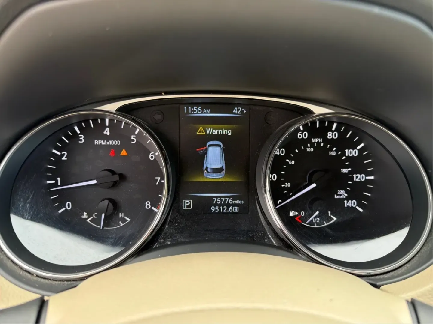 2015 Nissan Rogue S (KNMAT2MT8FP) with an 2.5L I-4 DOHC engine, Continuously Variable Transmission transmission, located at 880 E. National Road, Vandalia, OH, 45377, (937) 908-9800, 39.891918, -84.183594 - **Discover Your Next Adventure with the 2015 Nissan Rogue at Advantage Car and Credit - Piqua**<br /> <br /> Are you ready to elevate your family outings, weekend getaways, or daily commutes? Look no further than the stunning 2015 Nissan Rogue, available now at Advantage Car and Credit, your trusted - Photo#15