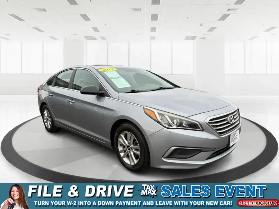 2017 Hyundai Sonata Base (5NPE24AF8HH) with an 2.4L L4 DOHC 16V engine, 7A transmission, located at 880 E. National Road, Vandalia, OH, 45377, (937) 908-9800, 39.891918, -84.183594 - ### Drive Your Dream: 2017 Hyundai Sonata Perfect for Families and Commuters Alike!<br /> <br /> Looking for a reliable sedan that fits seamlessly into your busy lifestyle? The 2017 Hyundai Sonata is here to make every drive a pleasure, whether you're commuting to work, shuttling kids to soccer pra - Photo#0