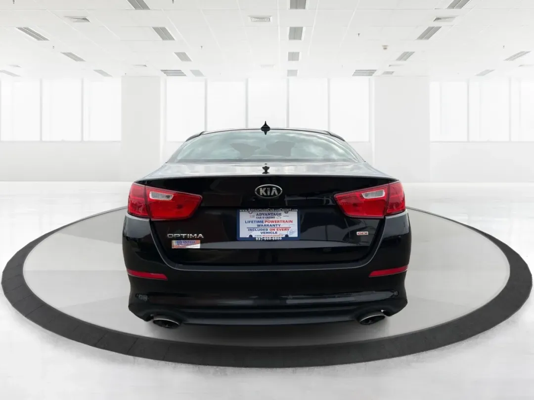 2015 Kia Optima LX (KNAGM4A73F5) with an Theta II 2.4L I-4 gasoline direct injection engine, located at 1951 S Dayton Lakeview Rd., New Carlisle, OH, 45344, (937) 908-9800, 39.890999, -84.050255 - Are you looking for a reliable sedan that combines style, comfort, and affordability? Look no further! At Advantage Car and Credit in New Carlisle, OH, we are excited to present this stunning 2015 Kia Optima LX, perfect for anyone from budget-conscious buyers to those needing a dependable vehicle fo - Photo#3