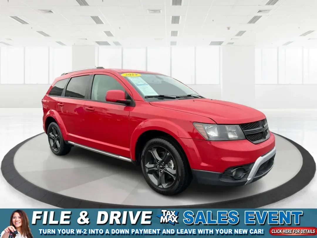2019 Dodge Journey Crossroad (3C4PDCGB3KT) with an Other engine, located at 1099 N County Rd 25A , Troy, OH, 45373, (937) 908-9800, 40.057079, -84.212883 - ### Discover Adventure with the 2019 Dodge Journey Crossroad at Advantage Car and Credit!<br /> <br /> Are you ready to embark on new adventures with your family or friends? The 2019 Dodge Journey Crossroad is the perfect SUV for those seeking a blend of practicality and style. With spacious seating - Photo#0