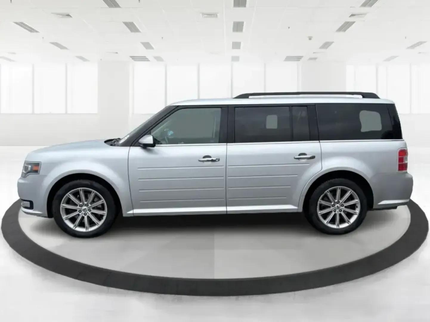 2016 Ford Flex Limited (2FMHK6D8XGB) with an 3.5L V-6 DOHC engine, 6A transmission, located at 1099 N County Rd 25A , Troy, OH, 45373, (937) 908-9800, 40.057079, -84.212883 - **Adventure Awaits with the 2016 Ford Flex Limited Perfect for Family Road Trips!**<br /> <br /> Looking for the ideal family vehicle that combines spaciousness, comfort, and reliability? At Advantage Car and Credit in Troy, OH, we present the 2016 Ford Flex Limited, an SUV designed for all your fa - Photo#5
