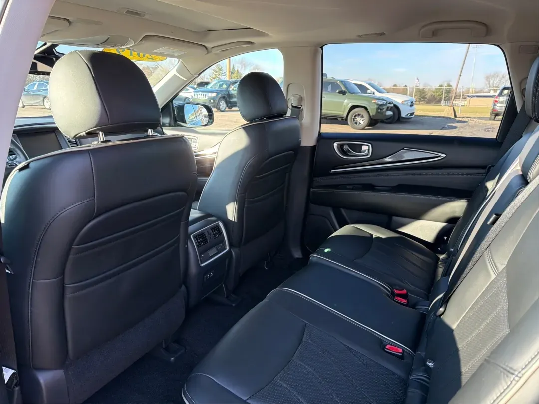 2019 Infiniti QX60 LUXE (5N1DL0MM2KC) with an VQ 3.5L V-6 gasoline direct injection engine, located at 8750 N County Rd 25A, Piqua, OH, 45356, (937) 908-9800, 40.164391, -84.232513 - Third Row - Photo#10