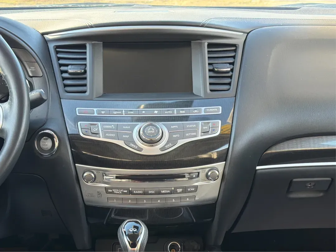 2019 Infiniti QX60 LUXE (5N1DL0MM2KC) with an VQ 3.5L V-6 gasoline direct injection engine, located at 8750 N County Rd 25A, Piqua, OH, 45356, (937) 908-9800, 40.164391, -84.232513 - Third Row - Photo#13