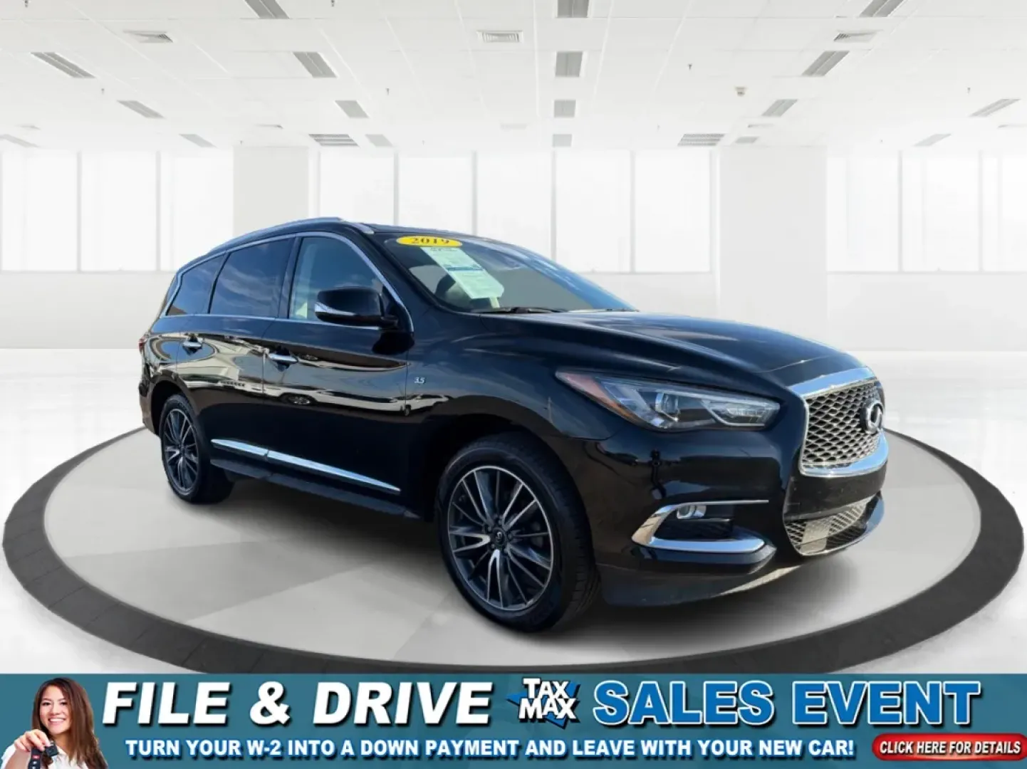 2019 Infiniti QX60 LUXE (5N1DL0MM2KC) with an VQ 3.5L V-6 gasoline direct injection engine, located at 1951 S Dayton Lakeview Rd., New Carlisle, OH, 45344, (937) 908-9800, 39.890999, -84.050255 - **Discover Your Next Adventure with the 2019 Infiniti QX60 at Advantage Car and Credit - Piqua!**<br /> <br /> Are you ready to elevate your family's weekend getaways or daily commutes? The 2019 Infiniti QX60 is the perfect blend of luxury, space, and performance, designed for families, adventure se - Photo#0