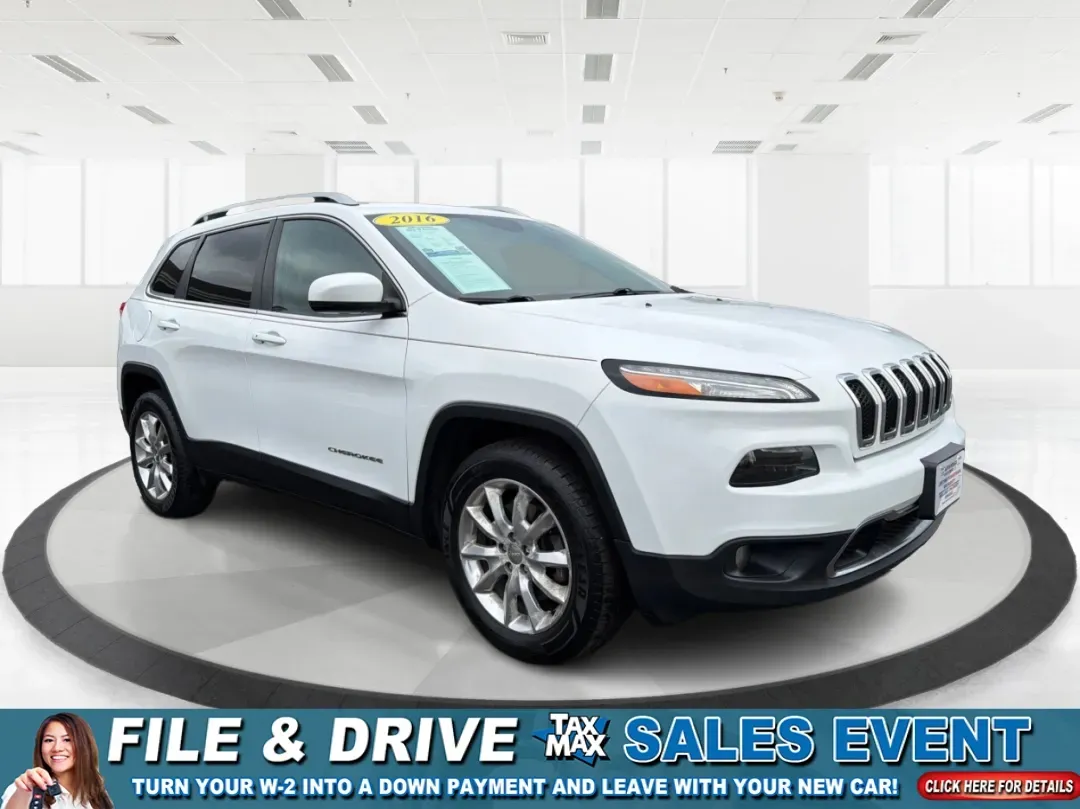 2016 Jeep Cherokee Limited (1C4PJMDB4GW) with an Other engine, located at 401 Woodman Dr, Riverside, OH, 45431, (937) 908-9800, 39.760899, -84.123421 - **Explore Adventure with the 2016 Jeep Cherokee Limited Your Ultimate Crossover Companion!**<br /> <br /> Are you ready to elevate your lifestyle with a vehicle that adapts to your needs? The 2016 Jeep Cherokee Limited is the perfect blend of comfort, style, and versatility, making it an ideal choi - Photo#0